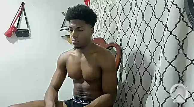 Snapshot of andrews2399 chatting on 02.12.25 andrews2399 online show from 02.12.25