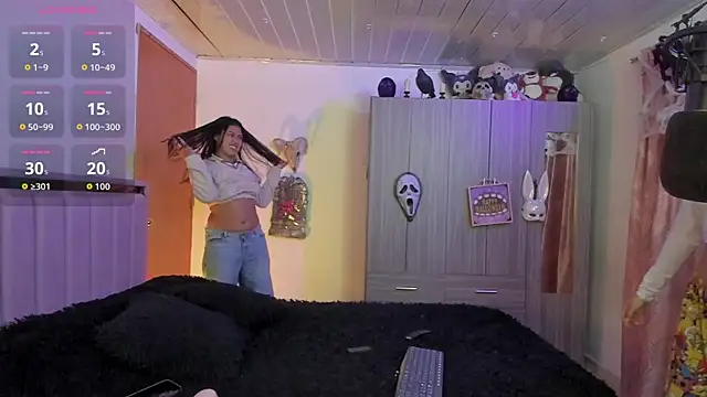 Snapshot of Kayla_foxxy chatting on 10.23.25 Kayla foxxy online show from 10.23.25