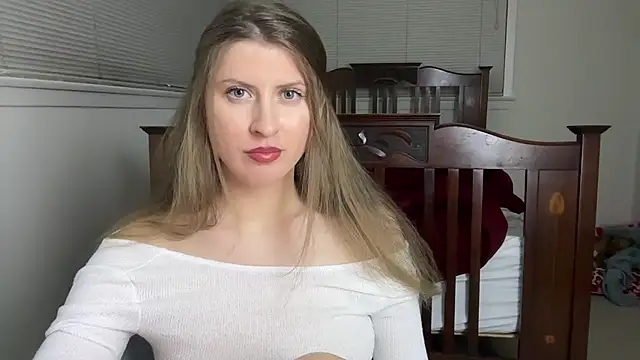 YUMIandbigWOLF online show from 01.08.26