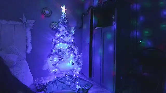 Snapshot of arteverena chatting on 12.23.24 arteverena online show from 12.23.24