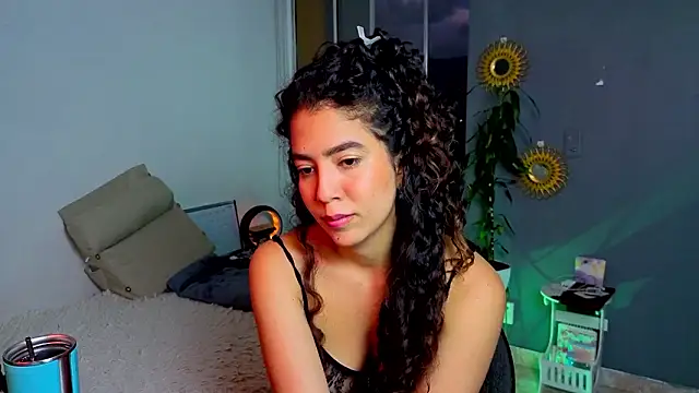 Snapshot of arteverena chatting on 02.02.26 arteverena online show from 02.02.26