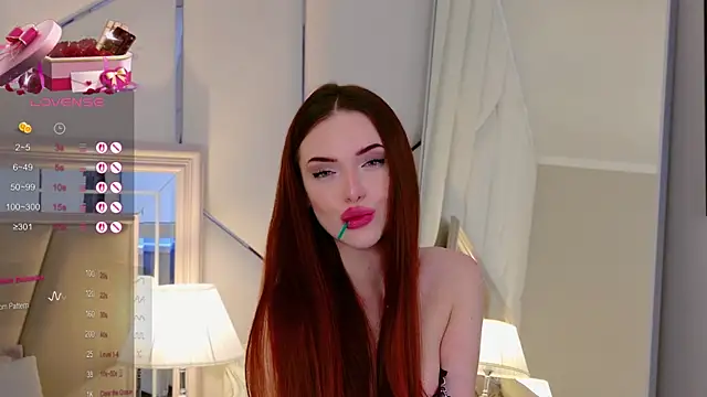 Snapshot of Anje_Cox chatting on 03.06.25 Anje Cox online show from 03.06.25