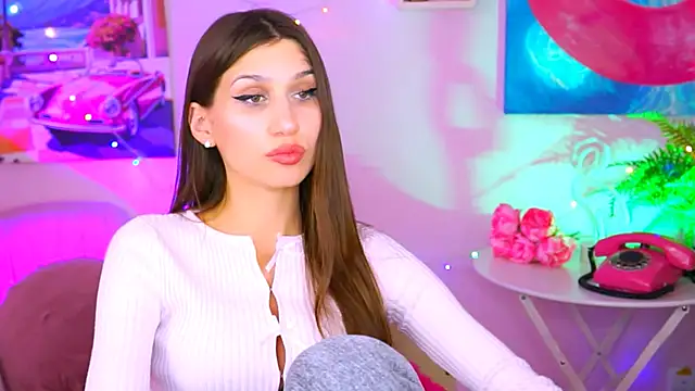 MollyPerry online show from 01.10.25