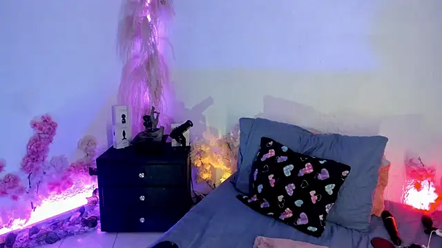 Jeanineescott online show from 01.14.25