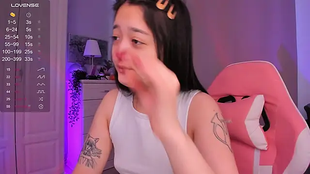 FreyaRaya online show from 12.13.24