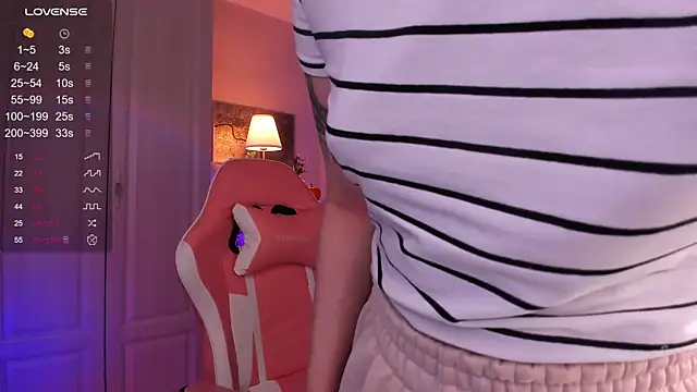 FreyaRaya online show from 12.18.24