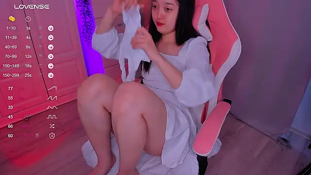 FreyaRaya online show from 01.15.25