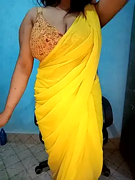 Snapshot of Dayna-36 chatting on 03.16.25 Dayna-36 online show from 03.16.25