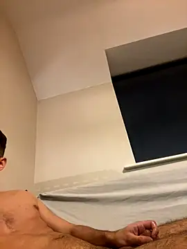 juicycxck420  online show from 12.19.25