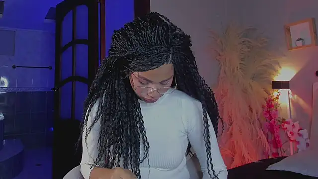 Snapshot of nayah__ chatting on 01.31.25 nayah online show from 01.31.25