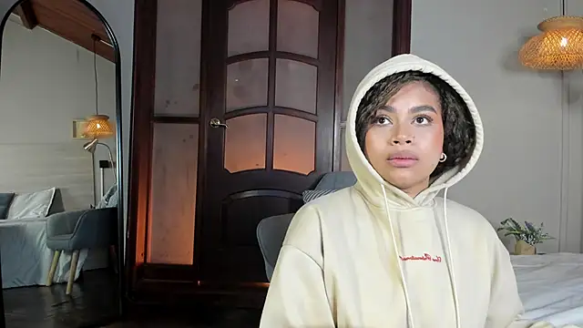 nayah   online show from 02.19.26