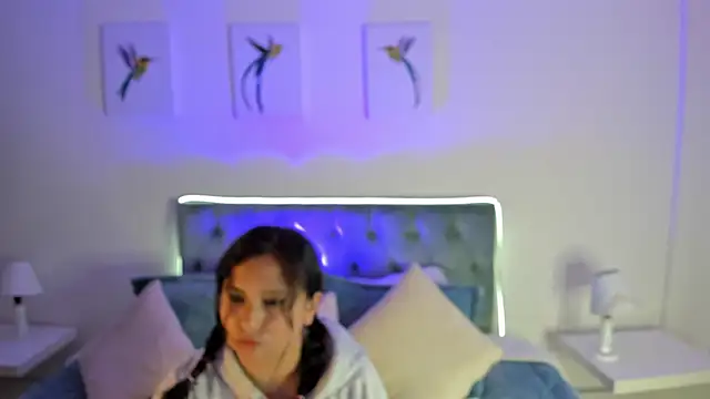 Snapshot of _Natalie18 chatting on 11.27.25 Natalie18 online show from 11.27.25