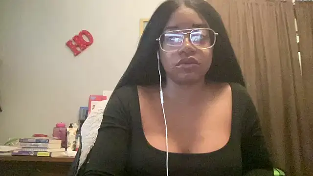 MommyConfident online show from 09.30.25