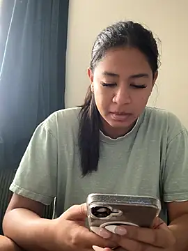 VanessaBling online show from 12.20.25