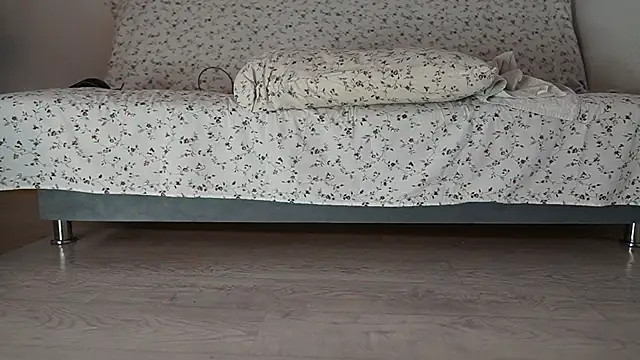 Snapshot of Fecvht45 chatting on 01.24.25 Fecvht45 online show from 01.24.25