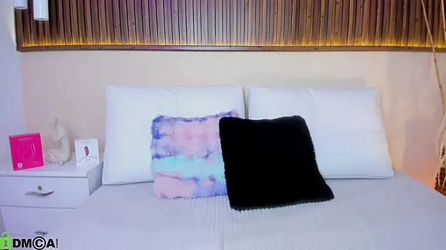 celeste wayne online show from 04.05.26