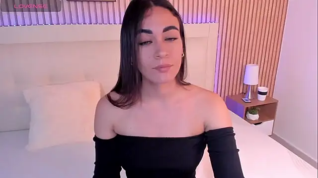 Emma Sophia2 online show from 11.02.25