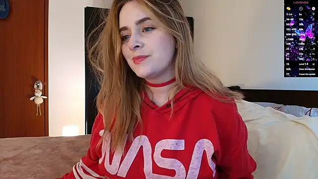 Snapshot of miss_seline chatting on 02.01.25 miss seline online show from 02.01.25