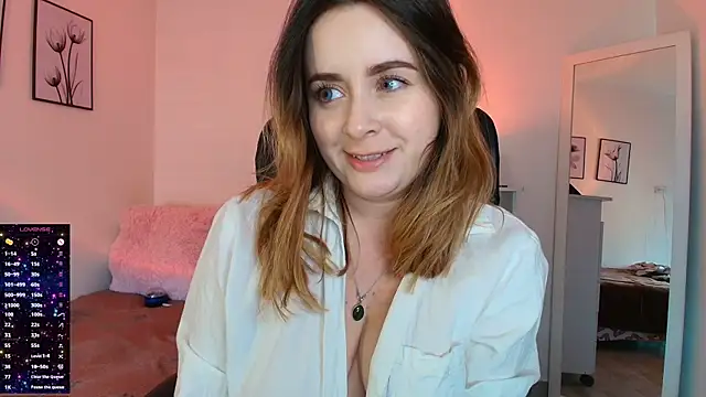 Snapshot of miss_seline chatting on 09.18.25 miss seline online show from 09.18.25