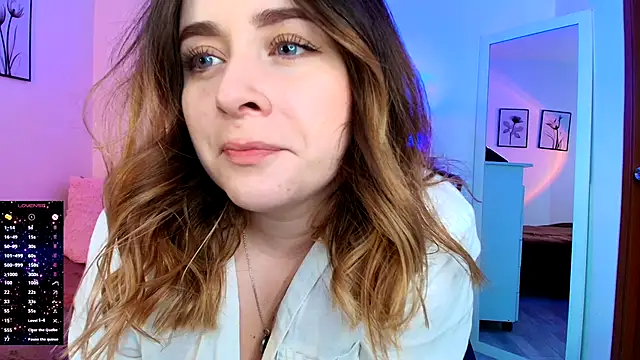 Snapshot of miss_seline chatting on 09.22.25 miss seline online show from 09.22.25