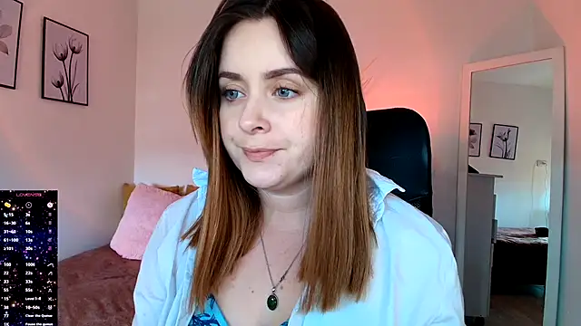 Snapshot of miss_seline chatting on 10.14.25 miss seline online show from 10.14.25