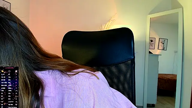 Snapshot of miss_seline chatting on 11.04.25 miss seline online show from 11.04.25