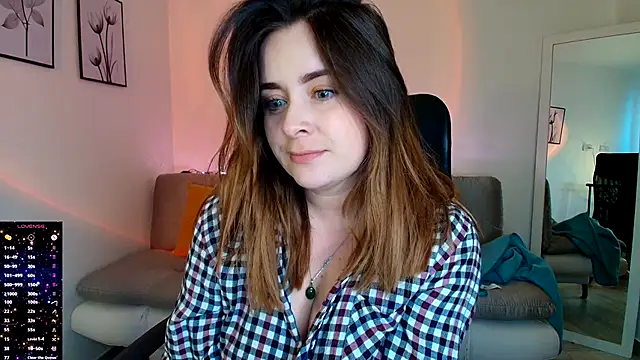 Snapshot of miss_seline chatting on 11.12.25 miss seline online show from 11.12.25