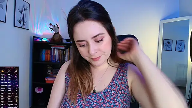 Snapshot of miss_seline chatting on 11.28.25 miss seline online show from 11.28.25