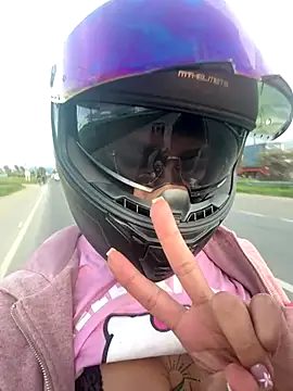 Juana 777 online show from 11.10.25