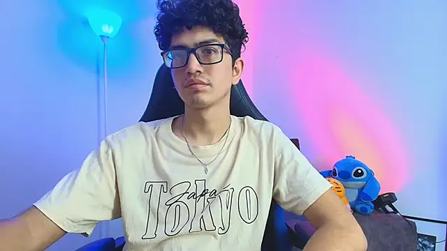 Snapshot of TylerWhite_ chatting on 02.03.26 TylerWhite online show from 02.03.26