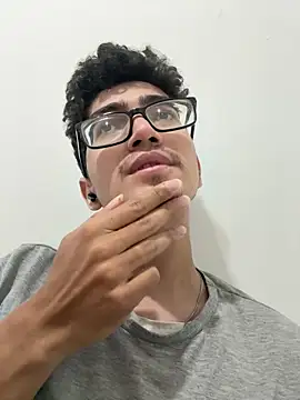 Snapshot of TylerWhite_ chatting on 03.15.26 TylerWhite online show from 03.15.26