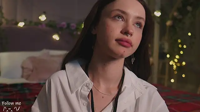 Meow Nancy online show from 02.05.25