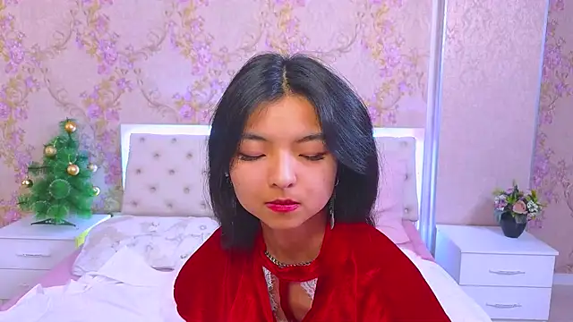 Shy Kira online show from 12.23.24