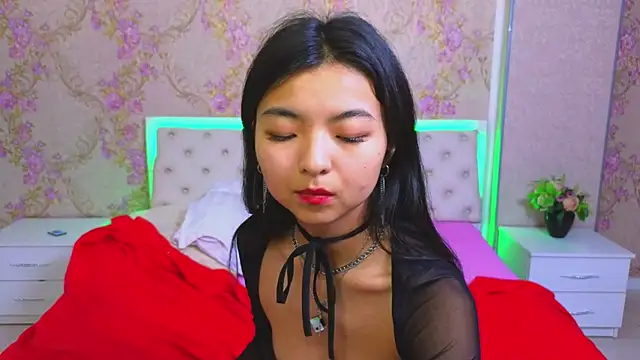 Shy Kira online show from 01.29.25