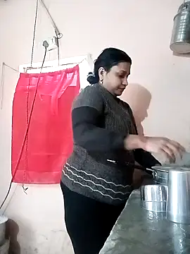 Snapshot of sakshisutra chatting on 12.28.24 sakshisutra online show from 12.28.24