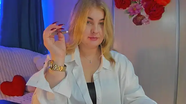 CoraSwon online show from 01.30.25