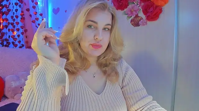 CoraSwon online show from 02.13.25