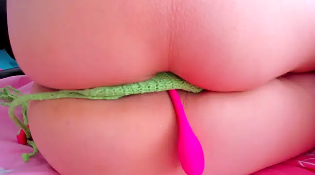 Snapshot of KarelySexy chatting on 01.29.25 KarelySexy online show from 01.29.25