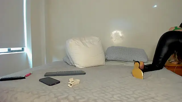 melisa ferretti online show from 09.12.25