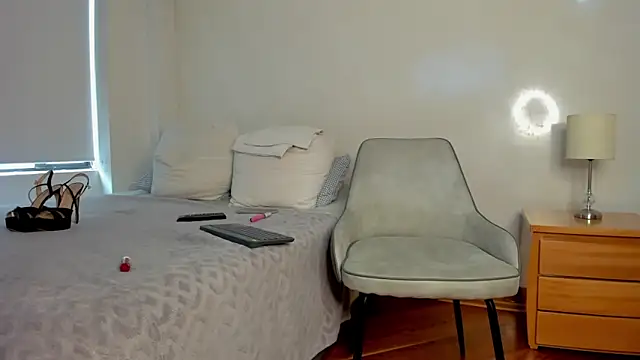 melisa ferretti online show from 10.12.25