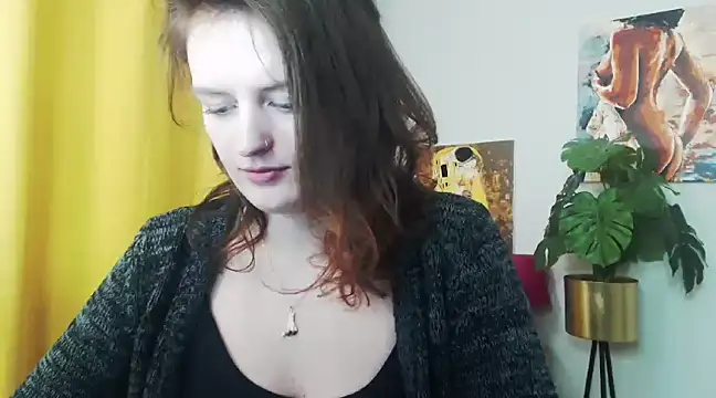 Snapshot of juicyNadine chatting on 12.09.24 juicyNadine online show from 12.09.24