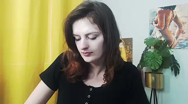 Snapshot of juicyNadine chatting on 12.16.24 juicyNadine online show from 12.16.24