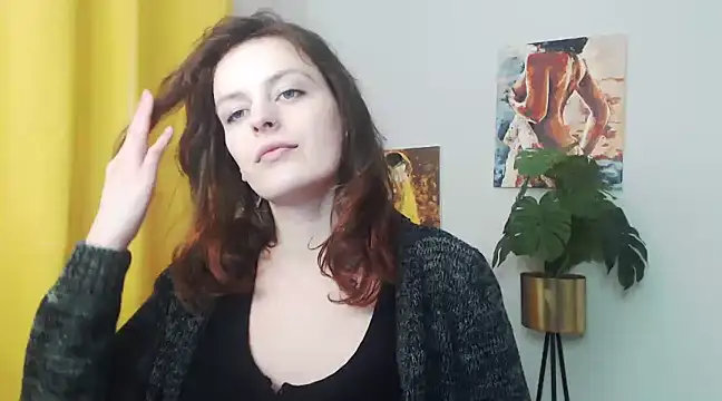 Snapshot of juicyNadine chatting on 01.07.25 juicyNadine online show from 01.07.25