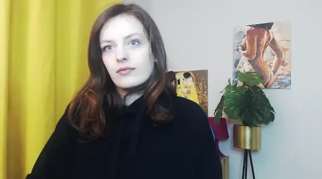 Snapshot of juicyNadine chatting on 02.03.25 juicyNadine online show from 02.03.25