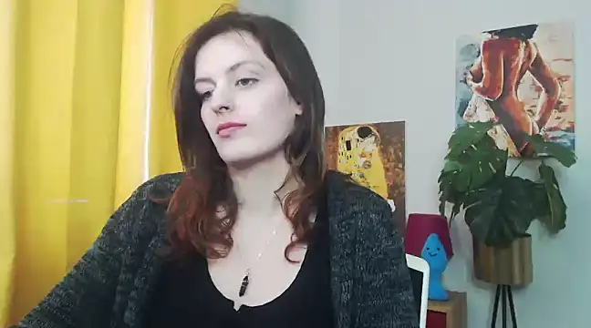 Snapshot of juicyNadine chatting on 03.03.25 juicyNadine online show from 03.03.25