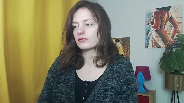 Snapshot of juicyNadine chatting on 10.21.25 juicyNadine online show from 10.21.25