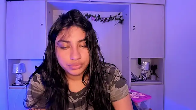 Snapshot of CANDYGABYY chatting on 07.17.26 CANDYGABYY online show from 07.17.26