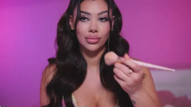 Snapshot of NatyDesiree chatting on 02.09.25 NatyDesiree online show from 02.09.25