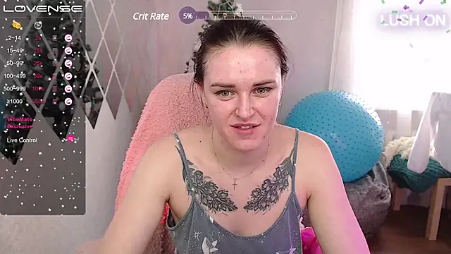 Bella  Swoon online show from 02.06.25