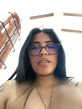 SaritaHot 69 online show from 12.18.24